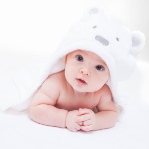 Trẻ 6 tháng ăn được gì BeBecook