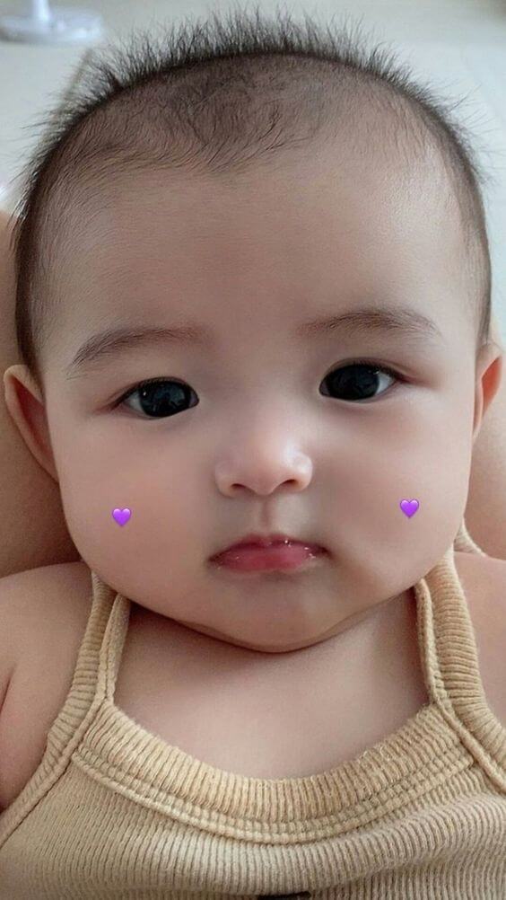 tập ăn dặm cho bé 6 tháng 