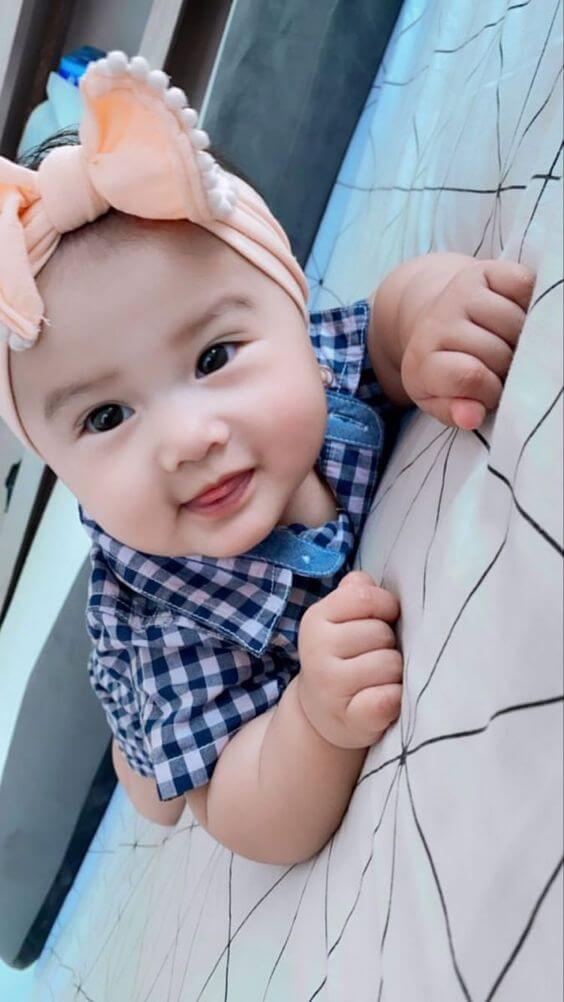 tập ăn dặm cho bé 6 tháng